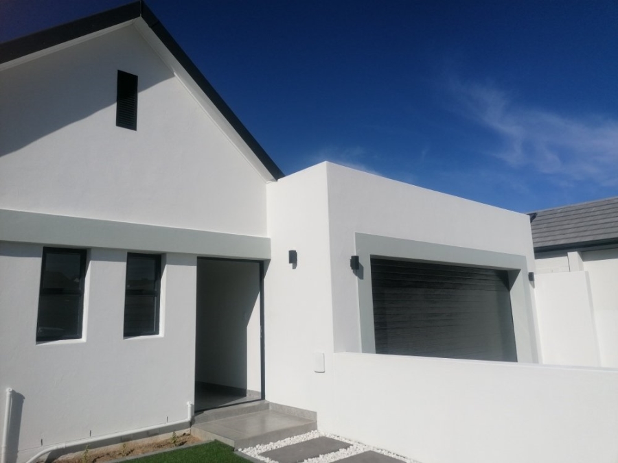3 Bedroom Property for Sale in Sitari Country Estate Western Cape